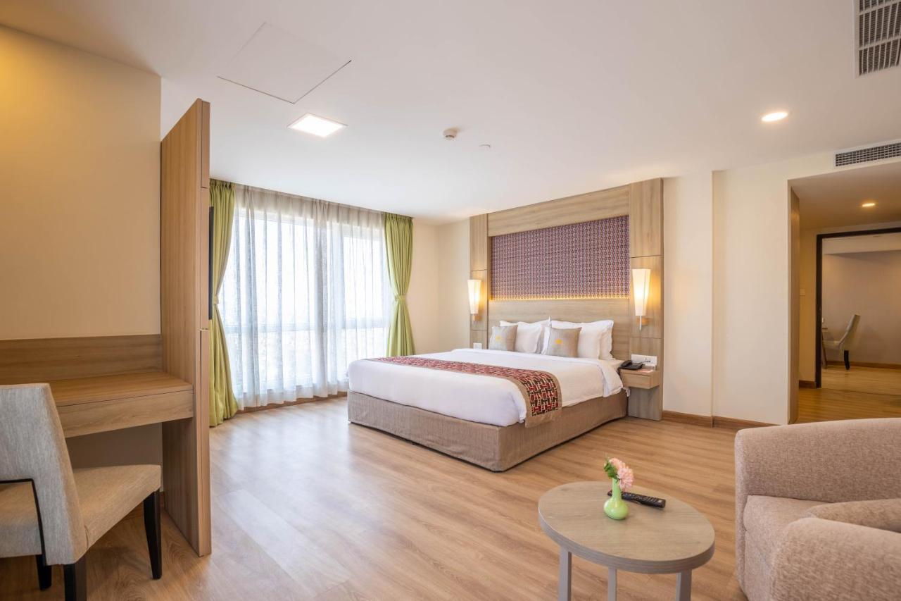 Hotel Crowne Imperial Katmandu Eksteriør bilde