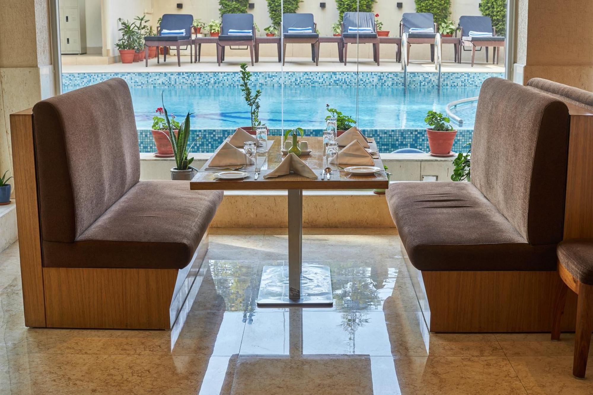 Hotel Crowne Imperial Katmandu Eksteriør bilde