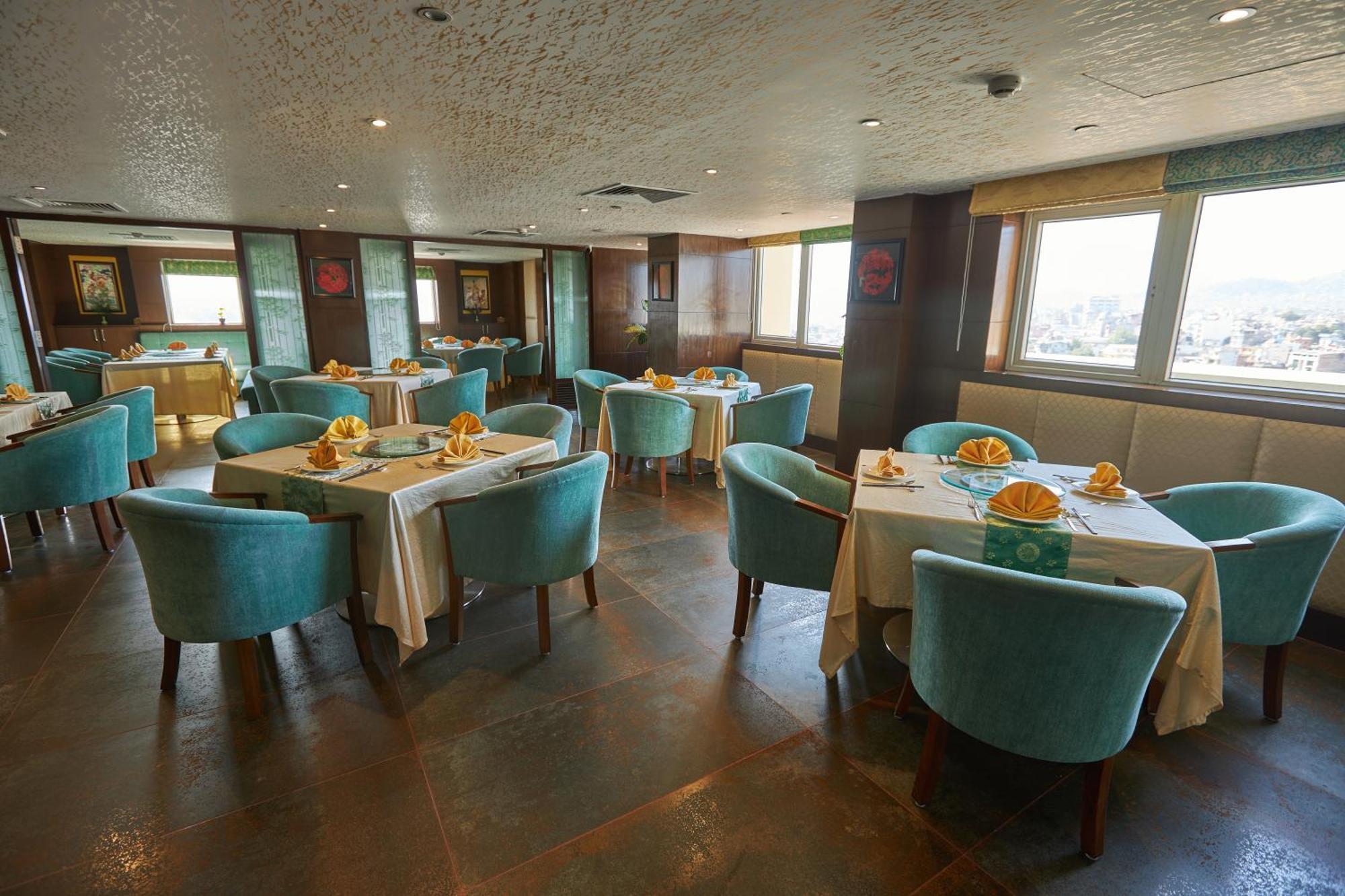 Hotel Crowne Imperial Katmandu Eksteriør bilde