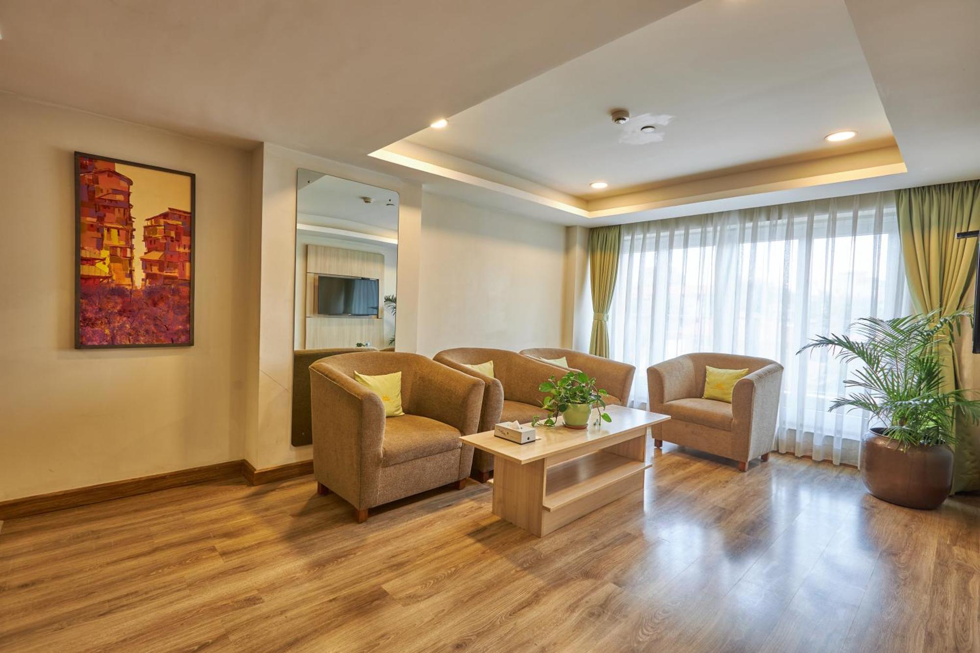 Hotel Crowne Imperial Katmandu Eksteriør bilde